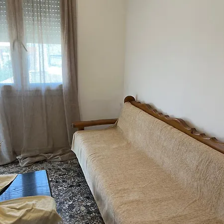 Anna Grandmas House 아파트